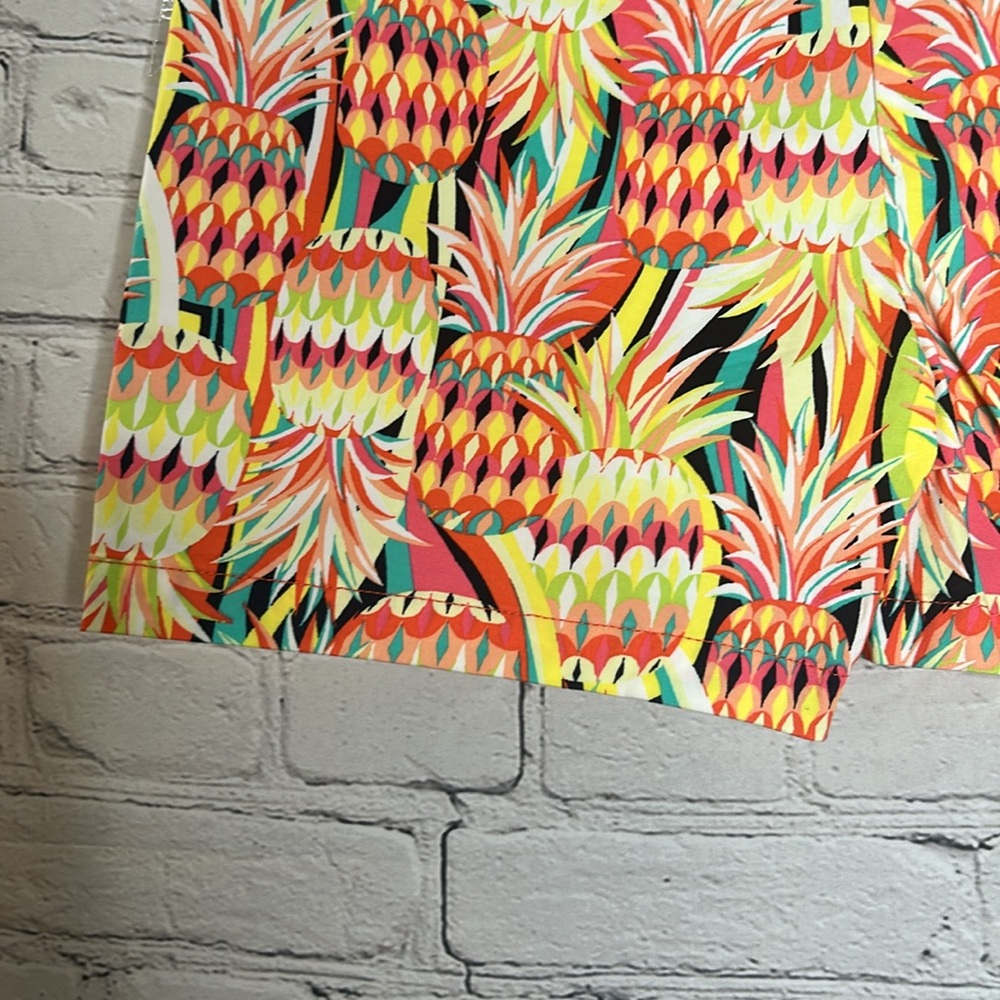 Crown & Ivy Yellow Green Pineapple Print Shorts Size Medium - Picture 10 of 14